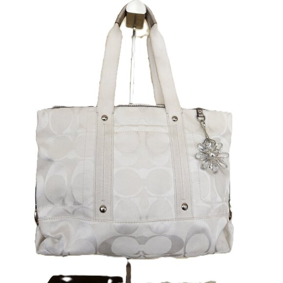 Coach Rare Kyra Daisy Shoulder Bag Satchel Purse - Picture 1 of 16